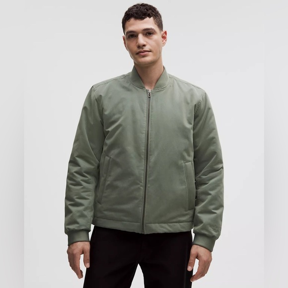 lululemon Men's Olive Bomber Jacket reversible quilted - Picture 3 of 4